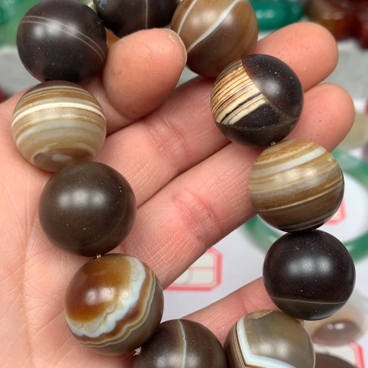 玛瑙/玉髓颈饰未镶嵌꧁****꧂