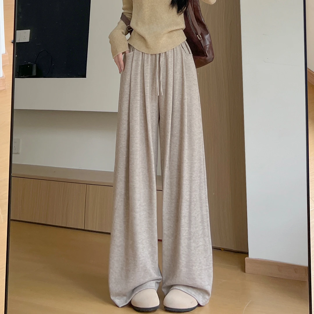 燕麦色宽松直筒糯米裤女秋季2025新款高腰显瘦慵懒休闲百搭阔腿裤