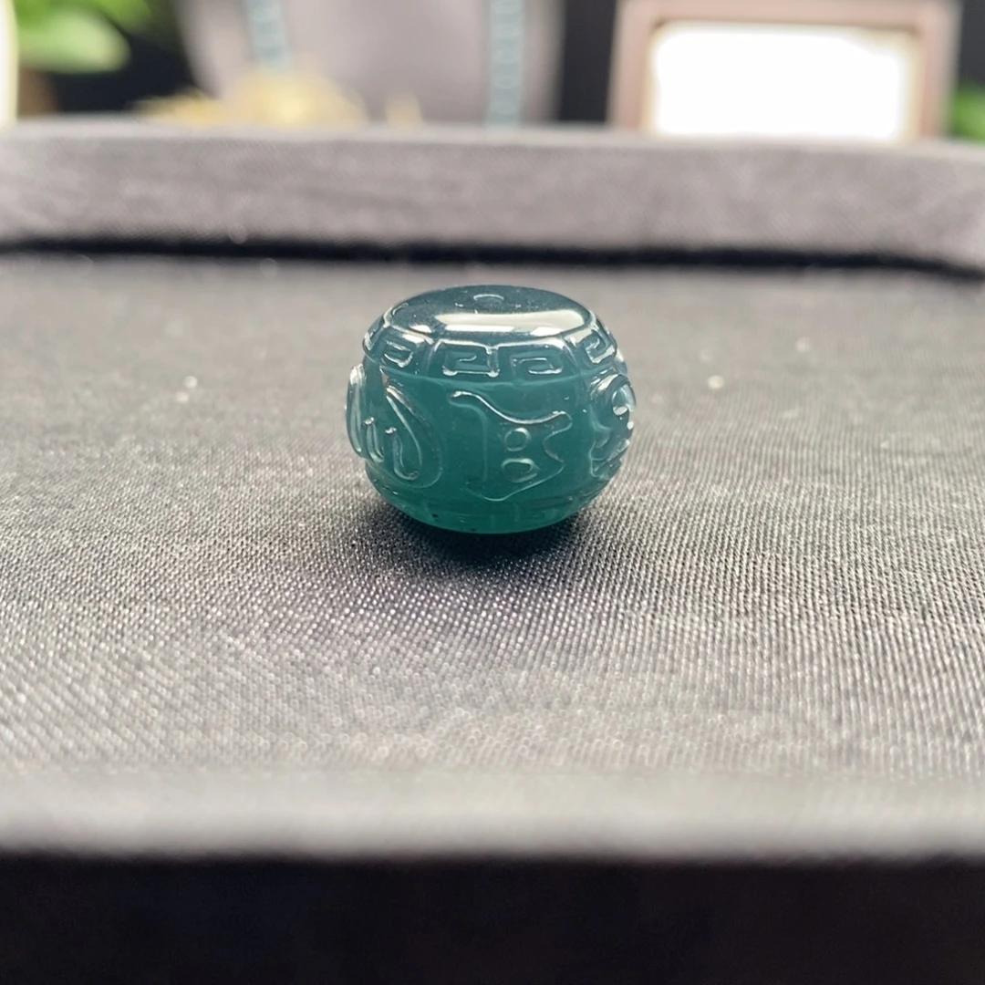 翡翠未镶嵌手链卡17左右雕刻珠