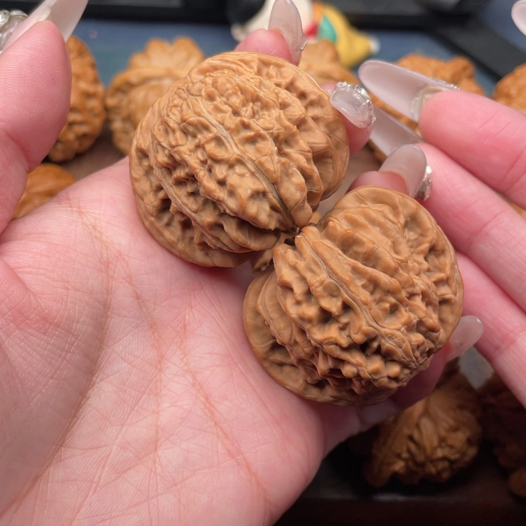 文玩核桃吊坠鬼*全品，汉高楼44