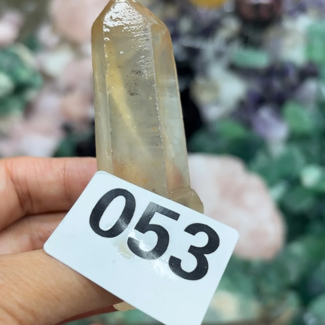 未镶嵌水晶大型摆件（非配饰）