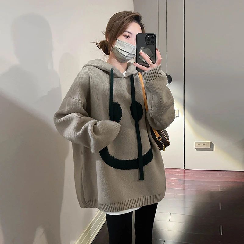 【伊伊】孕妇装笑脸连帽女秋冬新款慵懒风宽松休闲百搭中长款毛衣