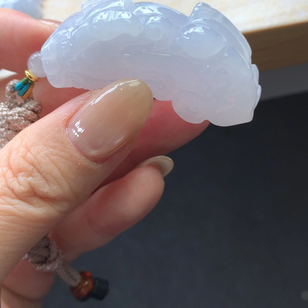 翡翠未镶嵌颈饰吊坠