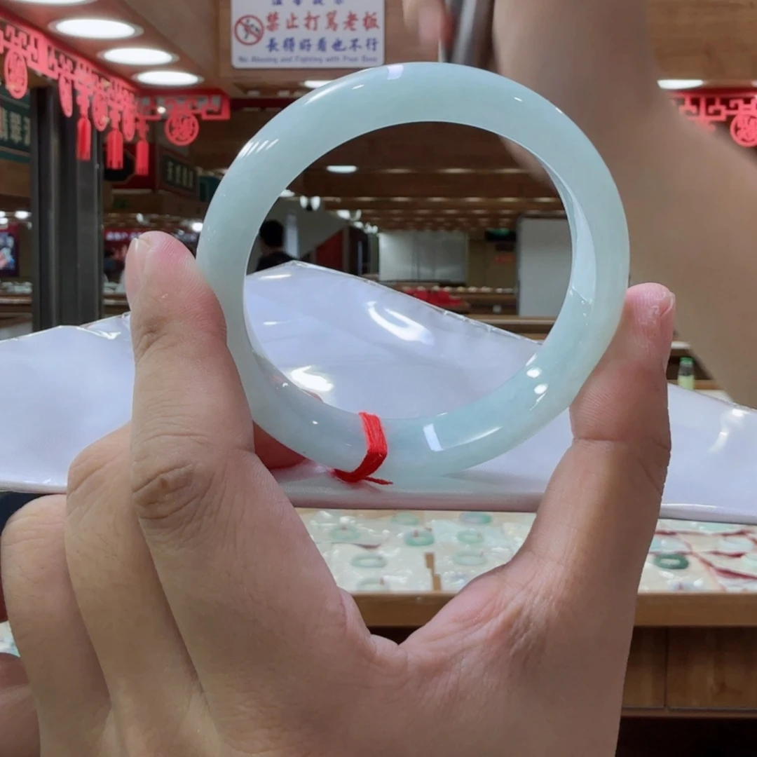 翡翠未镶嵌手镯翡翠