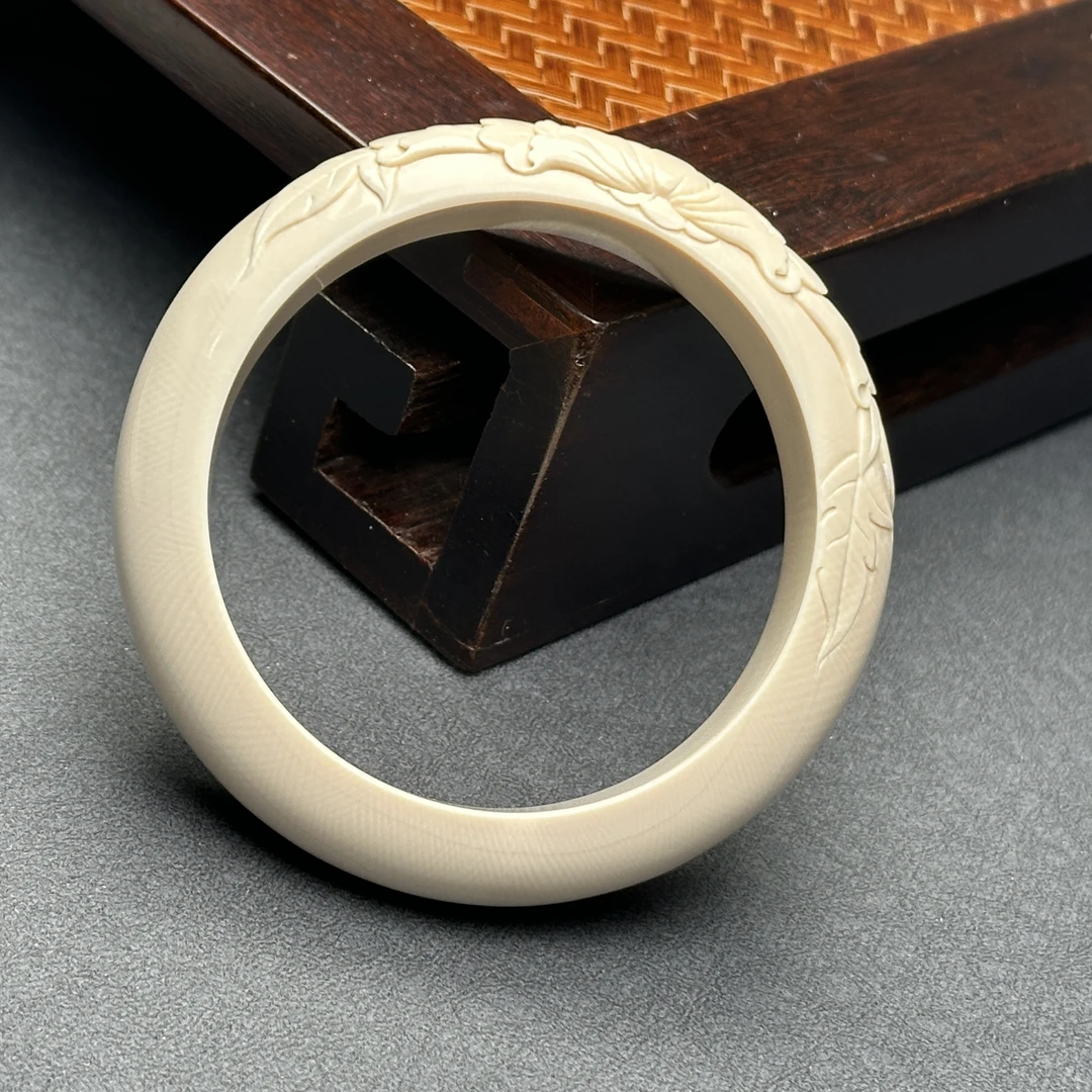 U2102天然猛犸牙 20宽条雕刻手镯 59mm支持鉴定 假一罚四