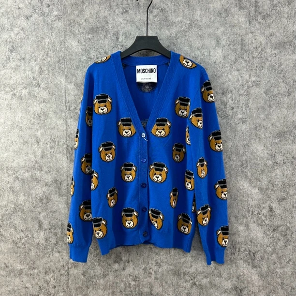 95新 Moschino/莫斯奇诺 莫斯奇诺蓝色小熊满印开衫