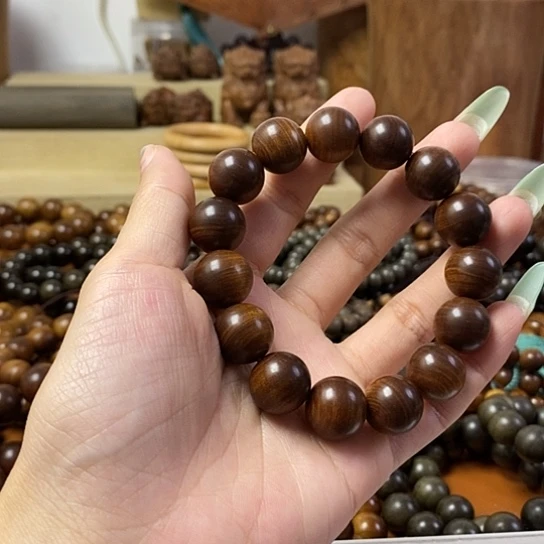 老山檀香黑肉沉水1.5手串