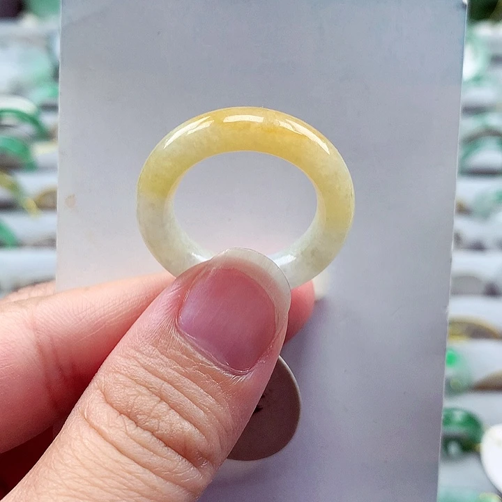 翡翠戒指未镶嵌19号