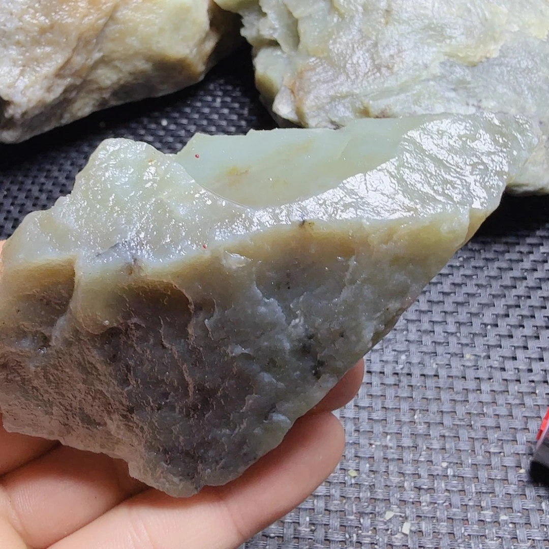 和田玉（糖玉）未镶嵌珠宝半成品