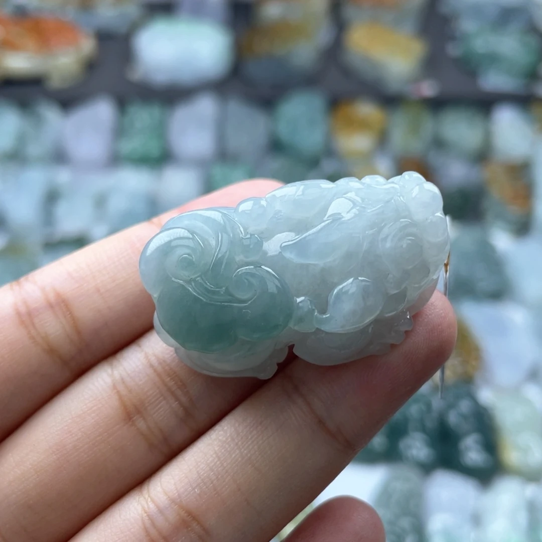 颈饰未镶嵌翡翠貔貅