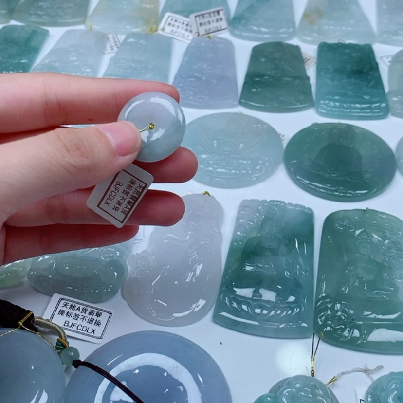 【闪购商品】颈饰未镶嵌翡翠