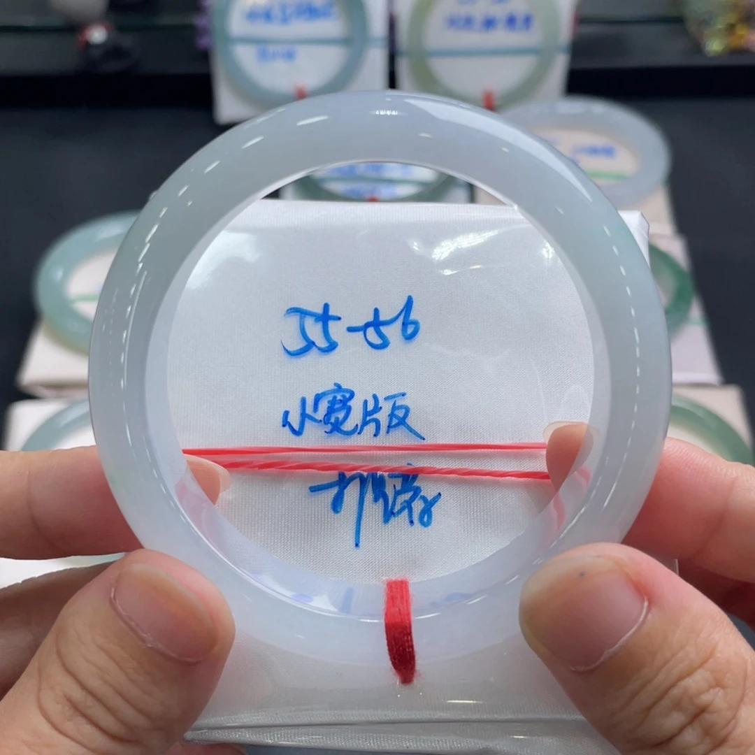 未镶嵌手镯翡翠翡翠手镯