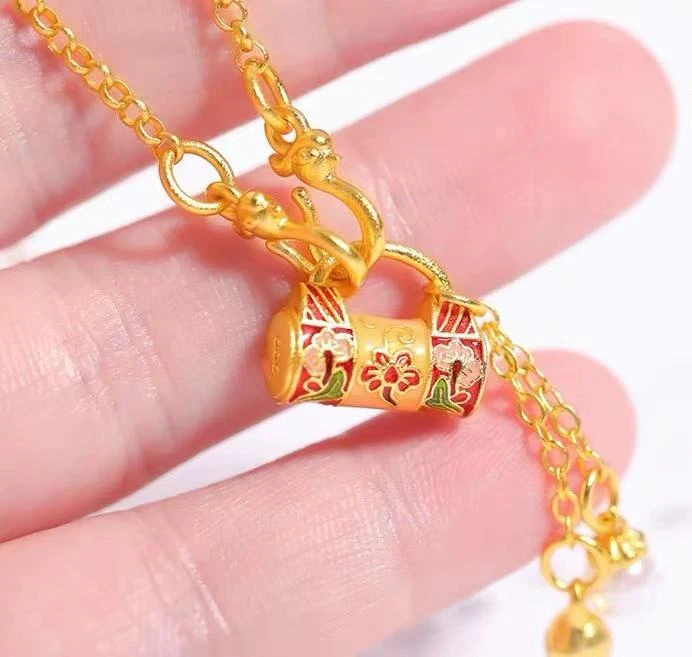 钛钢项链 Miss Huo 花锁金色D 30011