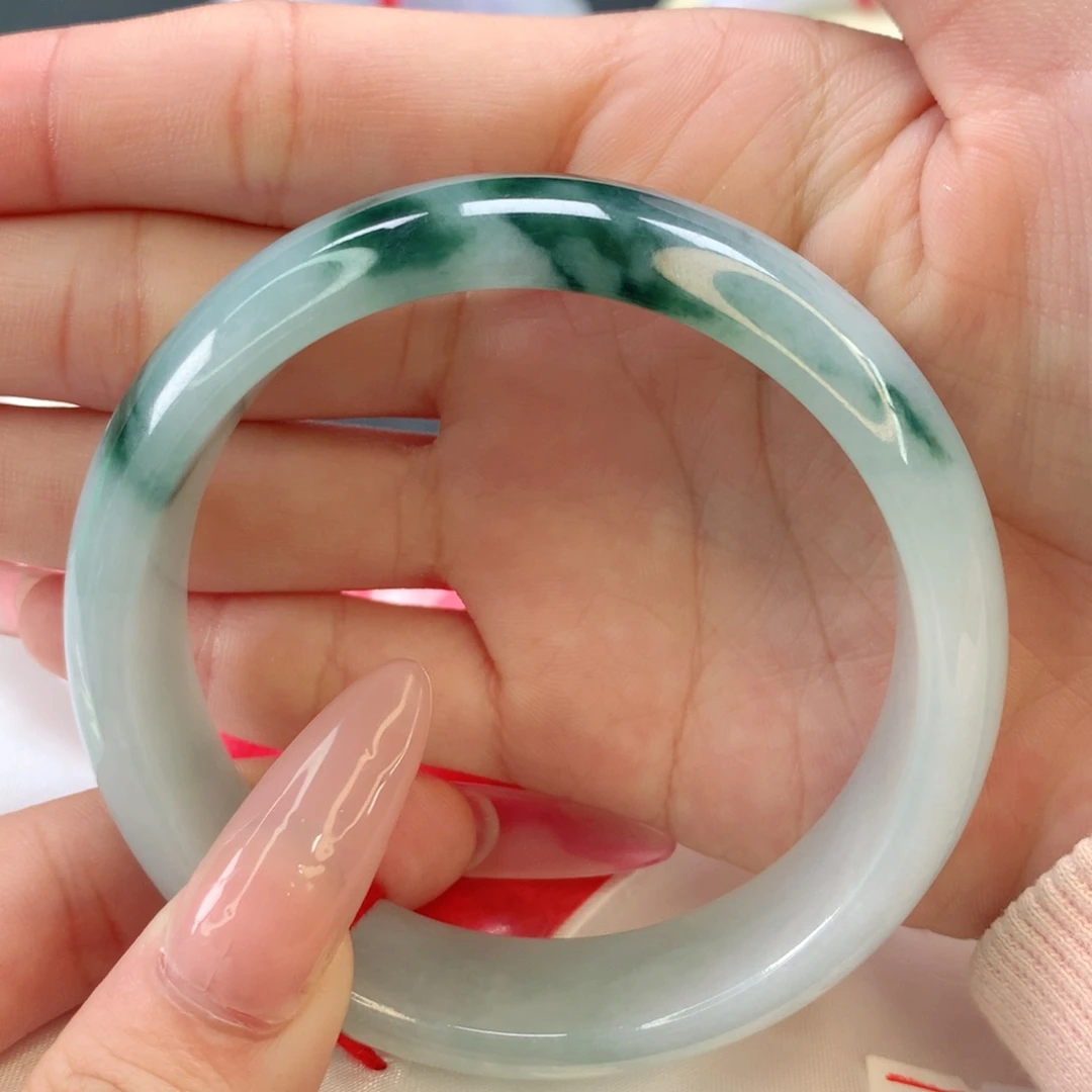 翡翠手镯未镶嵌翡翠手镯57