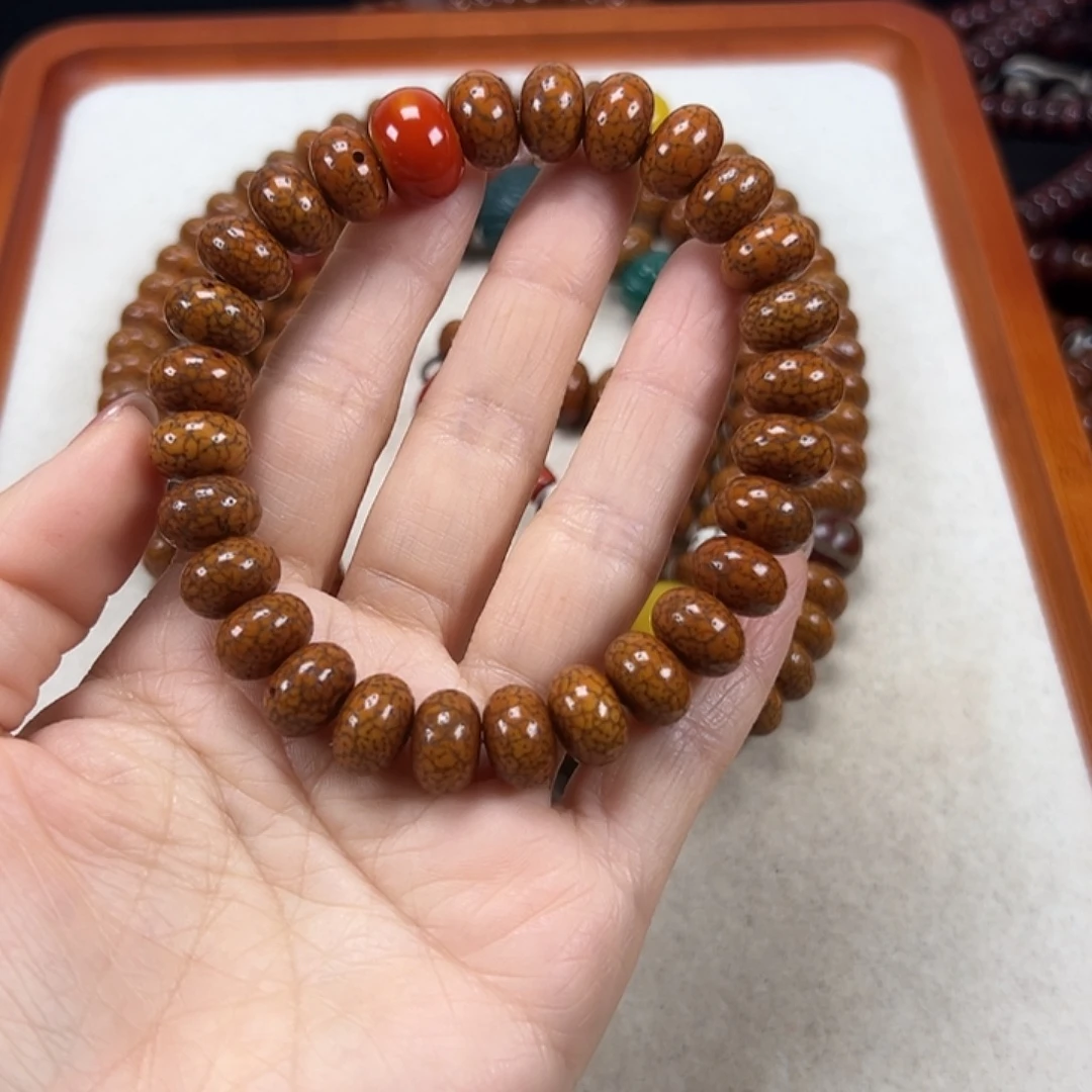 大叶紫檀（黑酸枝木类）星月菩提子