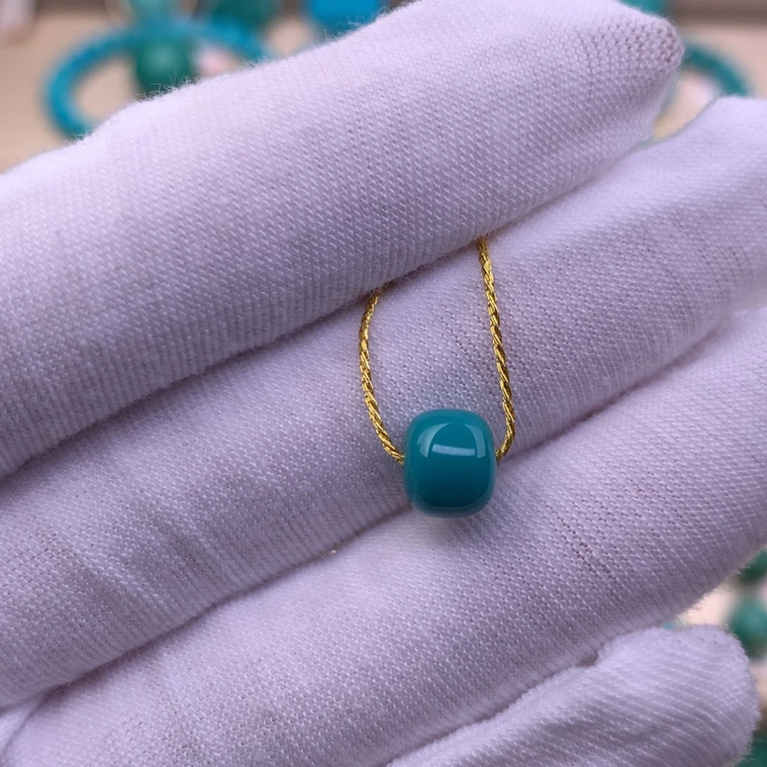 绿松石未镶嵌珠宝奇石7.4*6.1