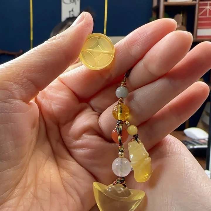 蜜蜡吊坠(赠链)未镶嵌?***?