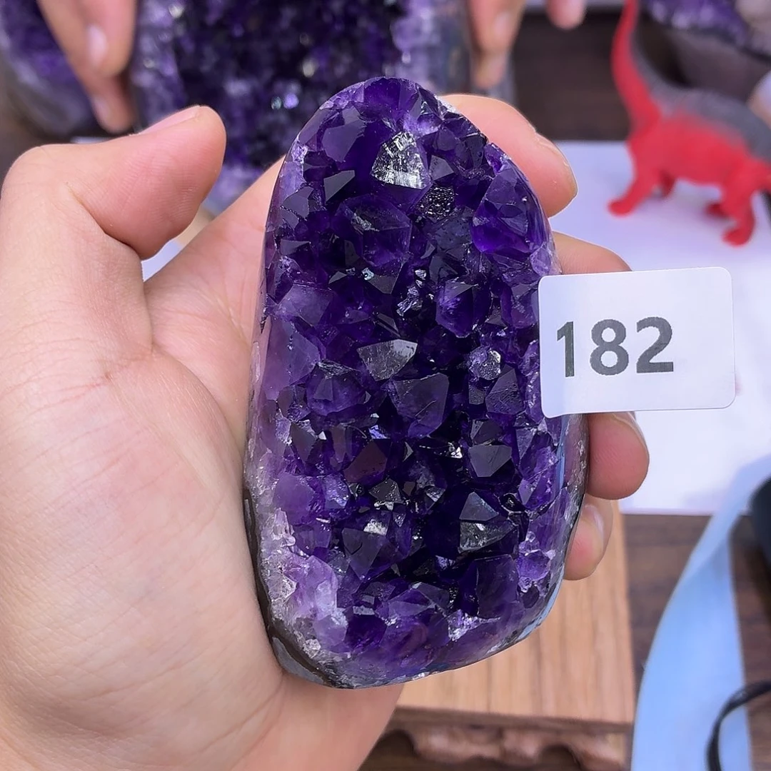 未镶嵌紫晶大型摆件（非配饰）