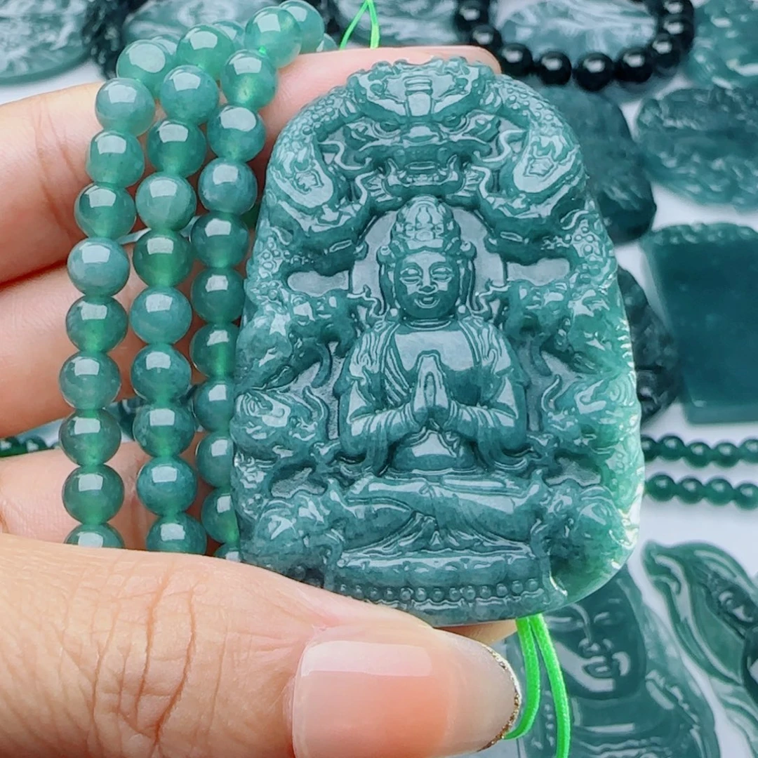颈饰未镶嵌翡翠多样性发货天然的A货翡翠