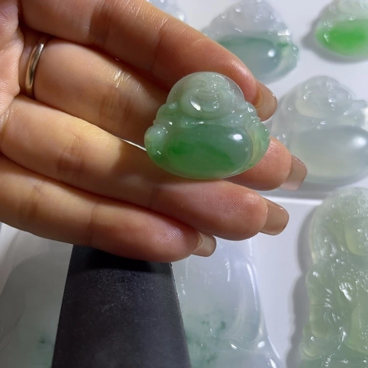 定制翡翠未镶嵌缅甸