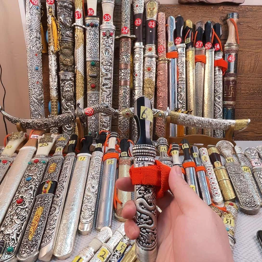 扎****琉璃手工艺品大哥拍