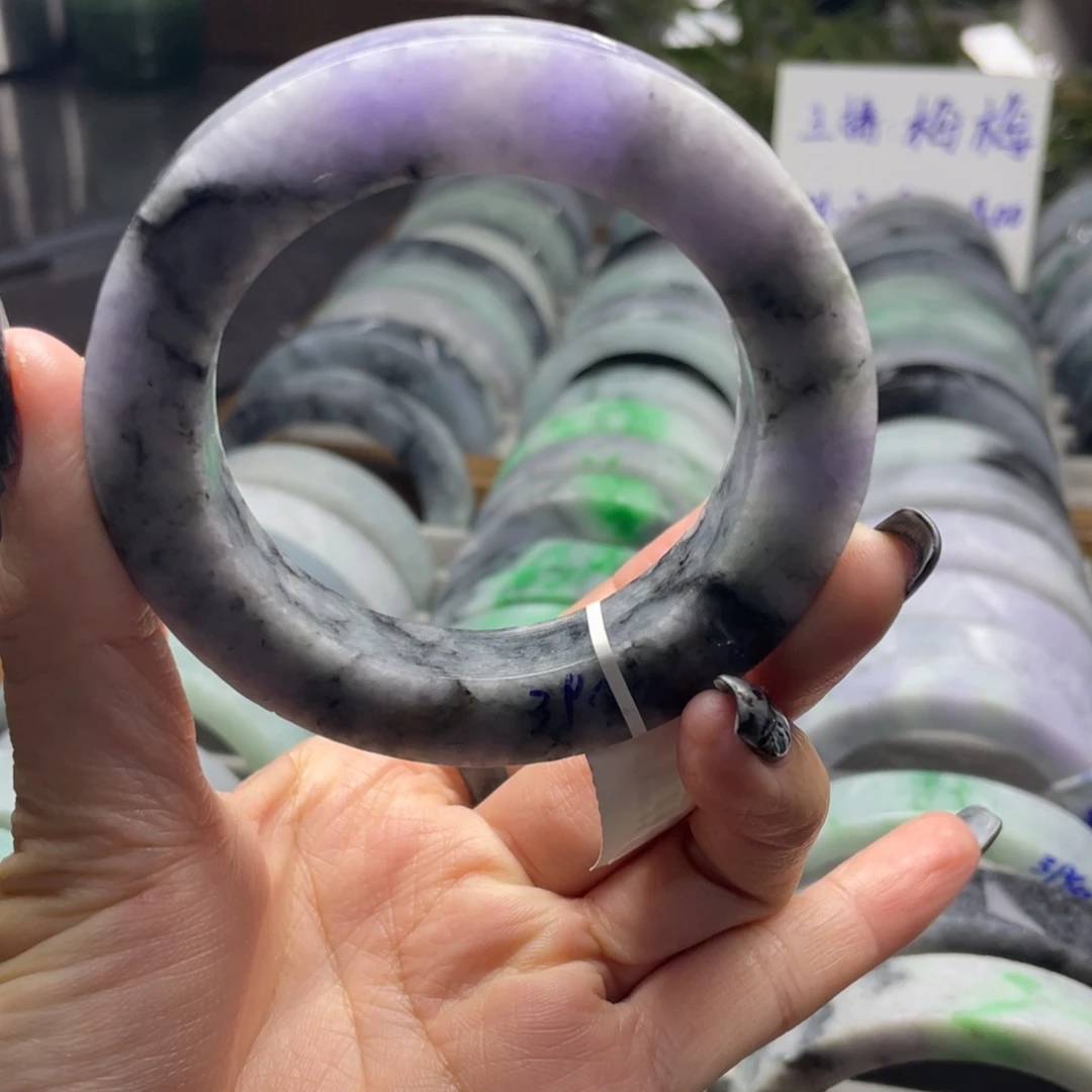 定制翡翠未镶嵌翡翠手镯