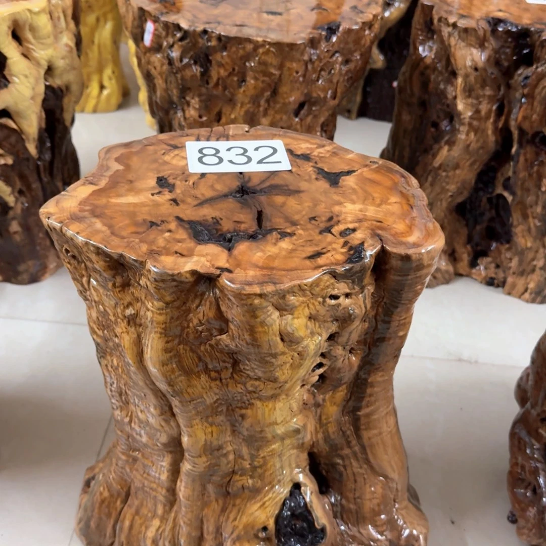 莫***蒂40高30面造型款木墩一个