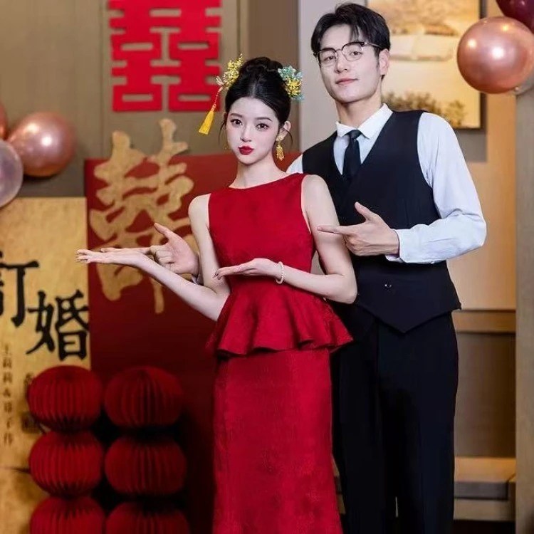 新中式改良夏季新款修身鱼尾订婚礼服婚宴新娘连衣裙高级感敬酒服