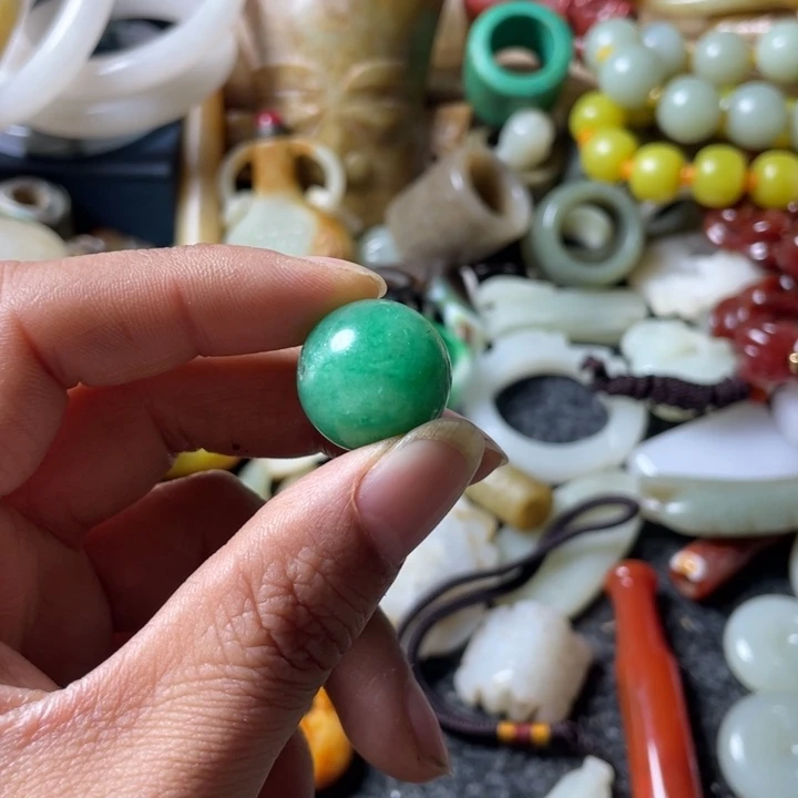 和田玉未镶嵌吊坠(不含链)