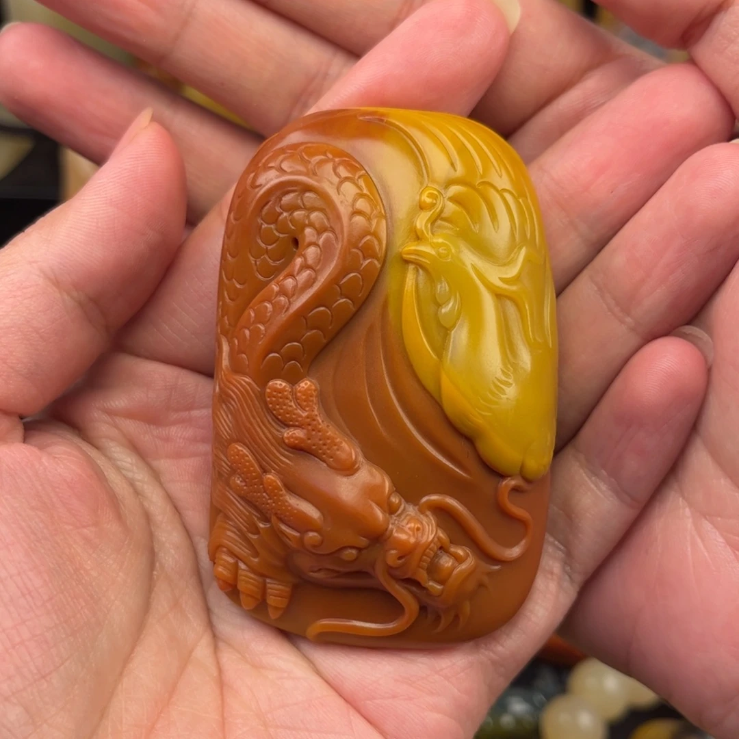 益***达未镶嵌黄蜡石挂件石英质玉