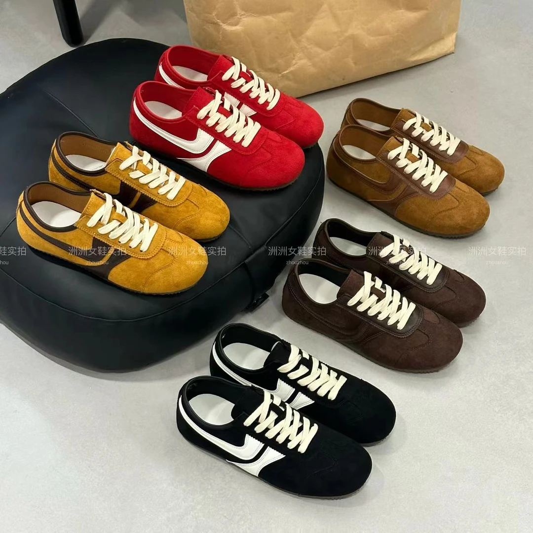 女孩~2025新款红色复古拼色勃肯休闲平底马拉松德训鞋女阿甘鞋