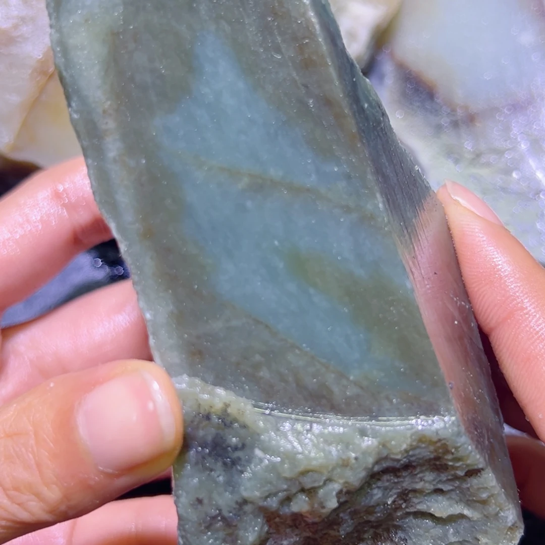 和田玉未镶嵌珠宝半成品