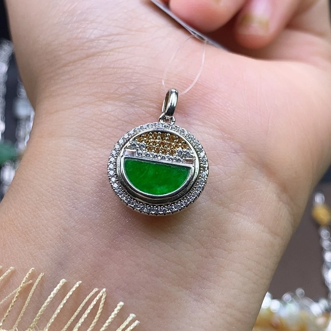 颈饰银S925镶嵌翡翠魏*?12559