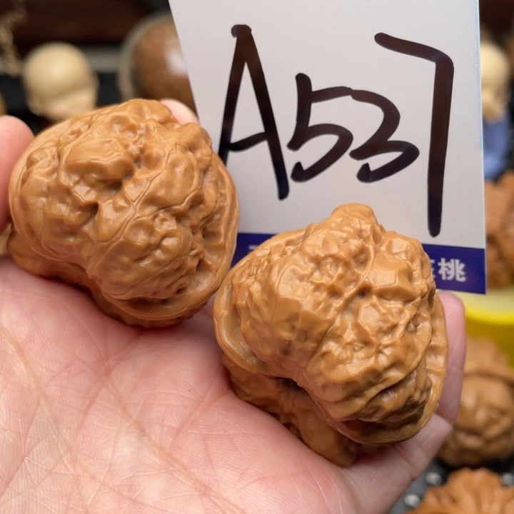把件桃核蛤蟆头36