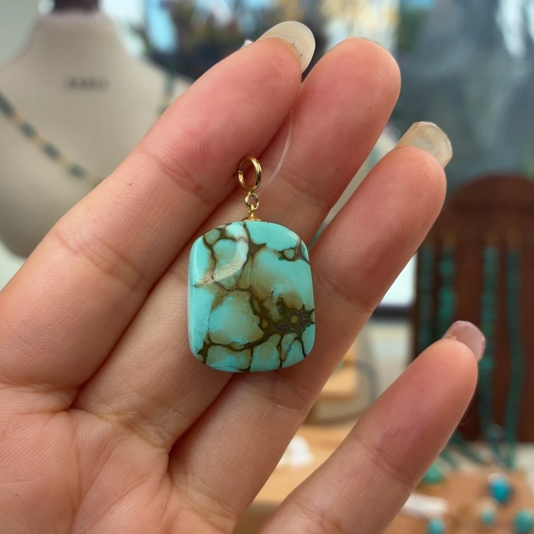 绿松石18K金镶嵌颈饰