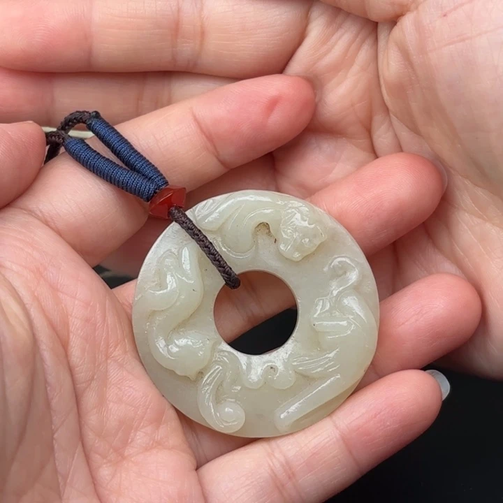 未镶嵌和田玉挂件?