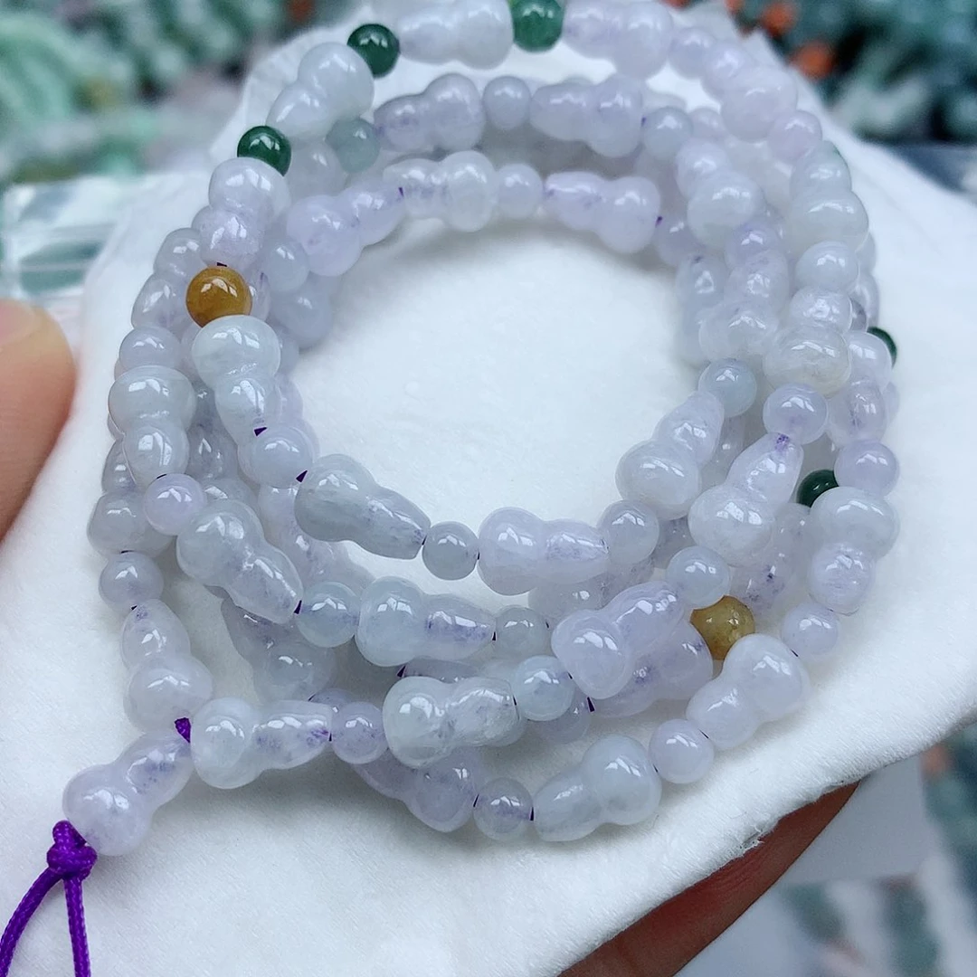 翡翠颈饰未镶嵌手串