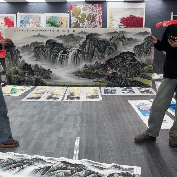 字画等多种形式的艺术作品和艺术作品
