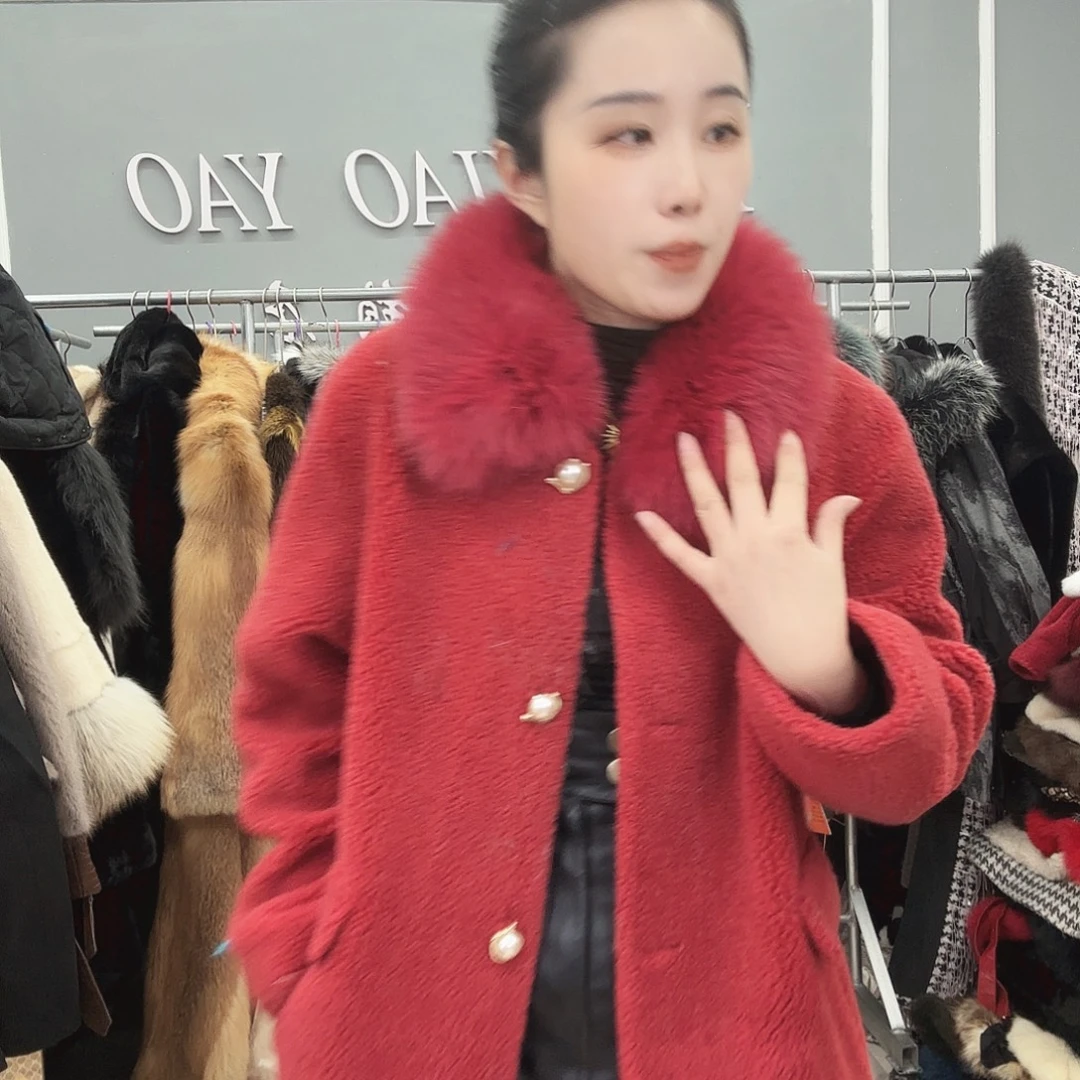 姚小妖家高端皮草