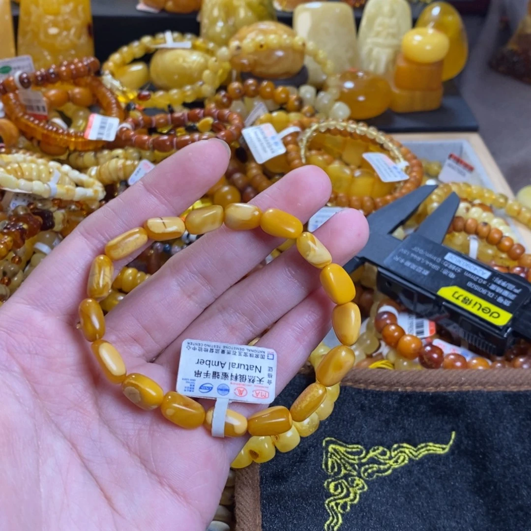 琥珀未镶嵌珠宝奇石