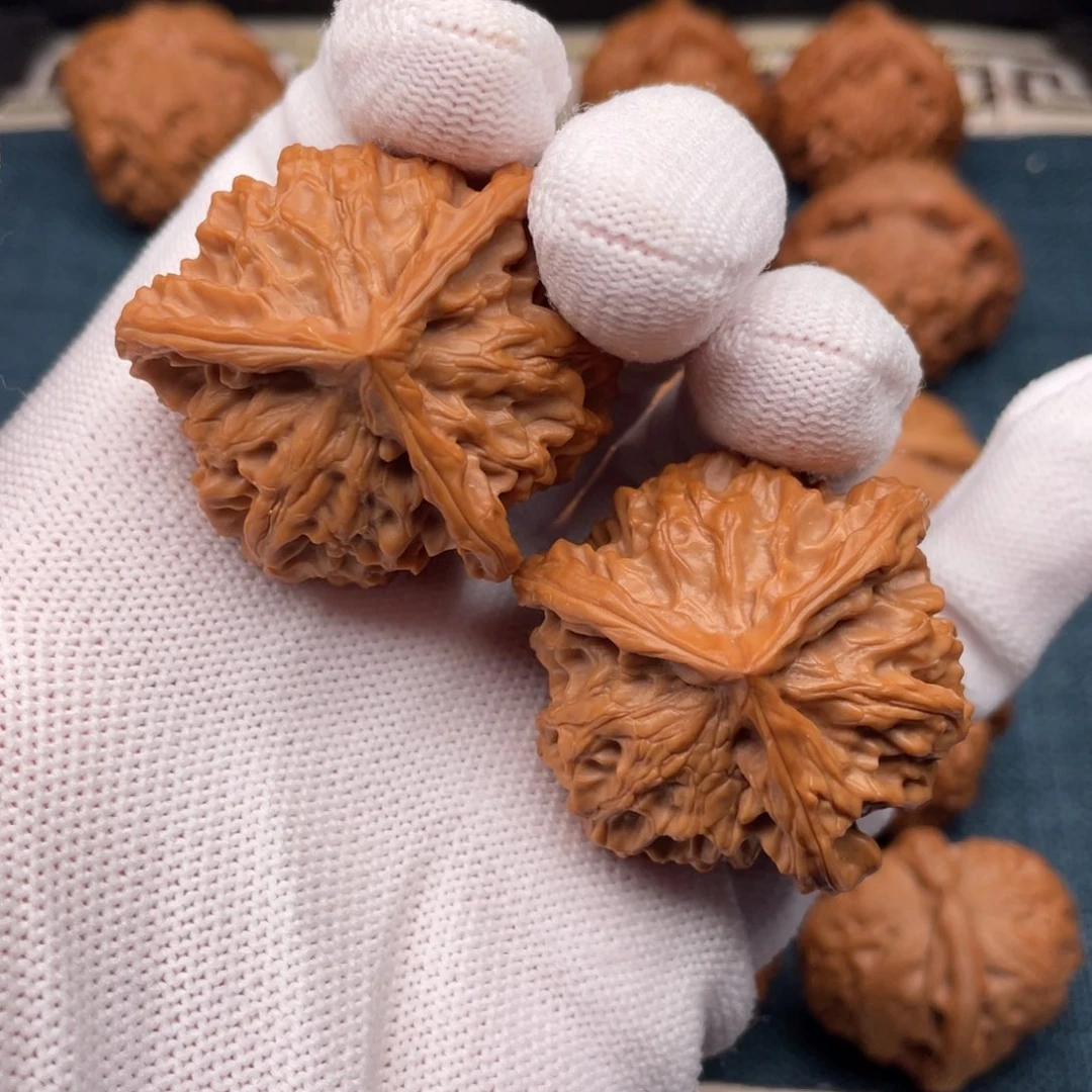 文玩核桃把件40全品盘山正奔