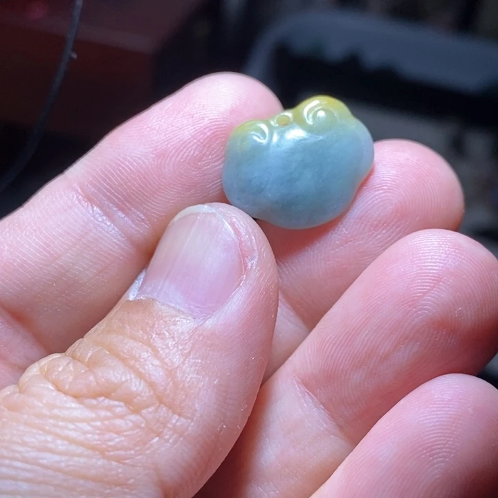 翡翠颈饰未镶嵌好