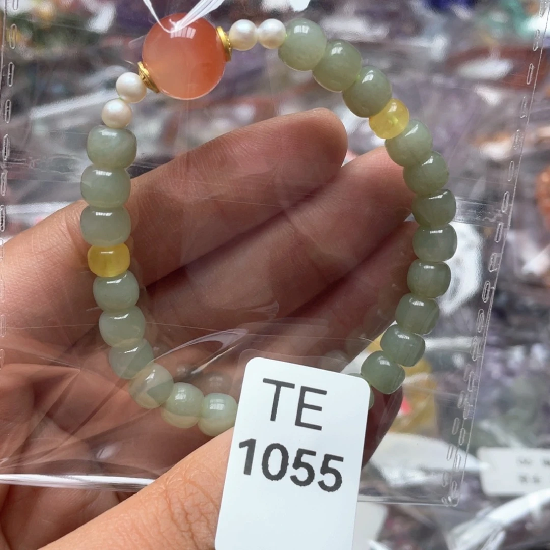 水晶多样性发一只未镶嵌