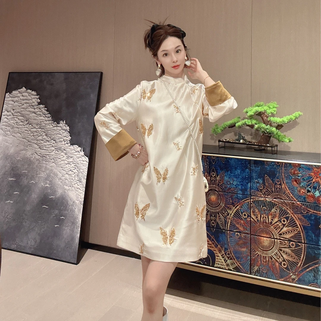 KK颜小新【一念千夕】新中式国风时尚百搭显瘦舒适宽松冬季连衣裙