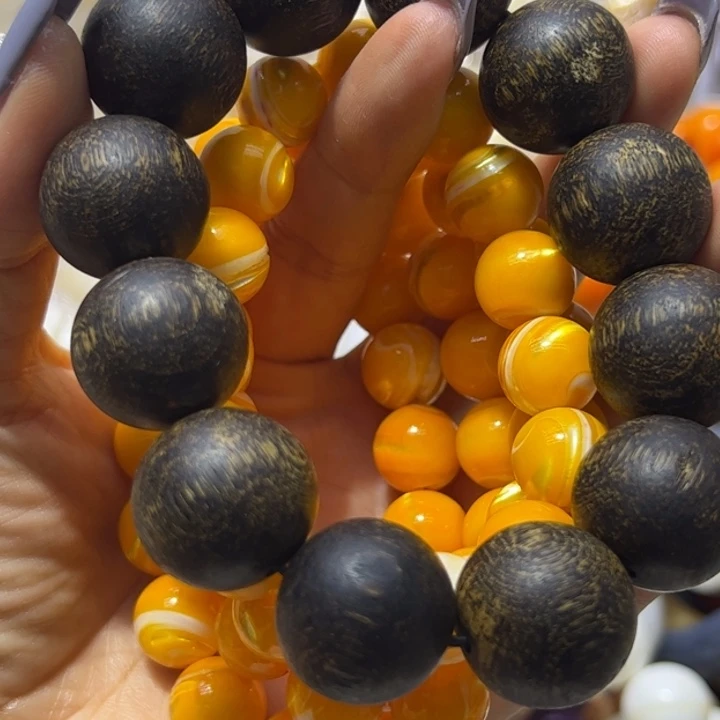 大果紫檀（缅甸花梨）1.4金黄大白