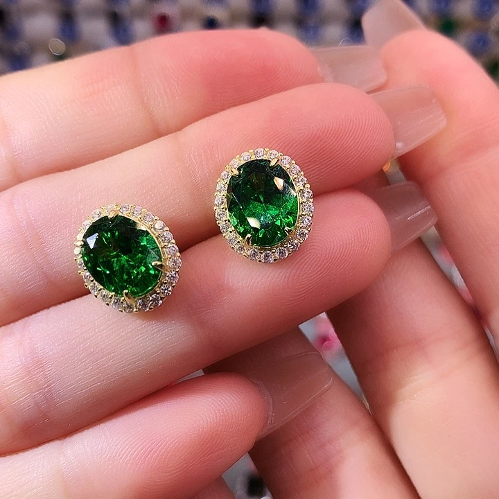 透辉石耳钉银S925镶嵌