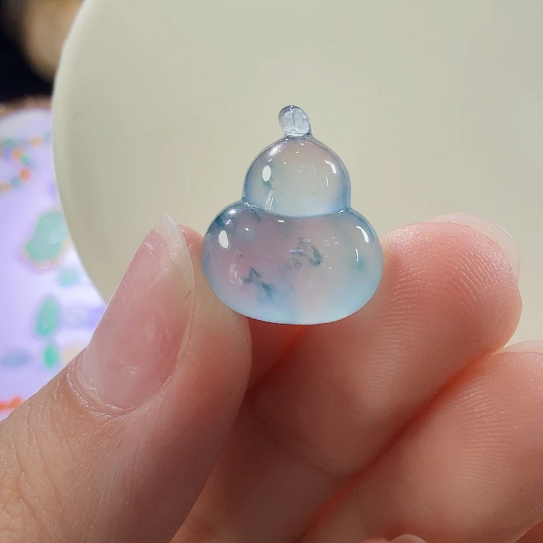 翡翠未镶嵌颈饰特价超力推立体葫芦