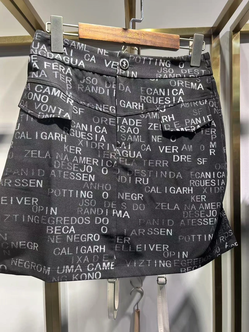 谷马字母印花纽扣高腰半身裙5836