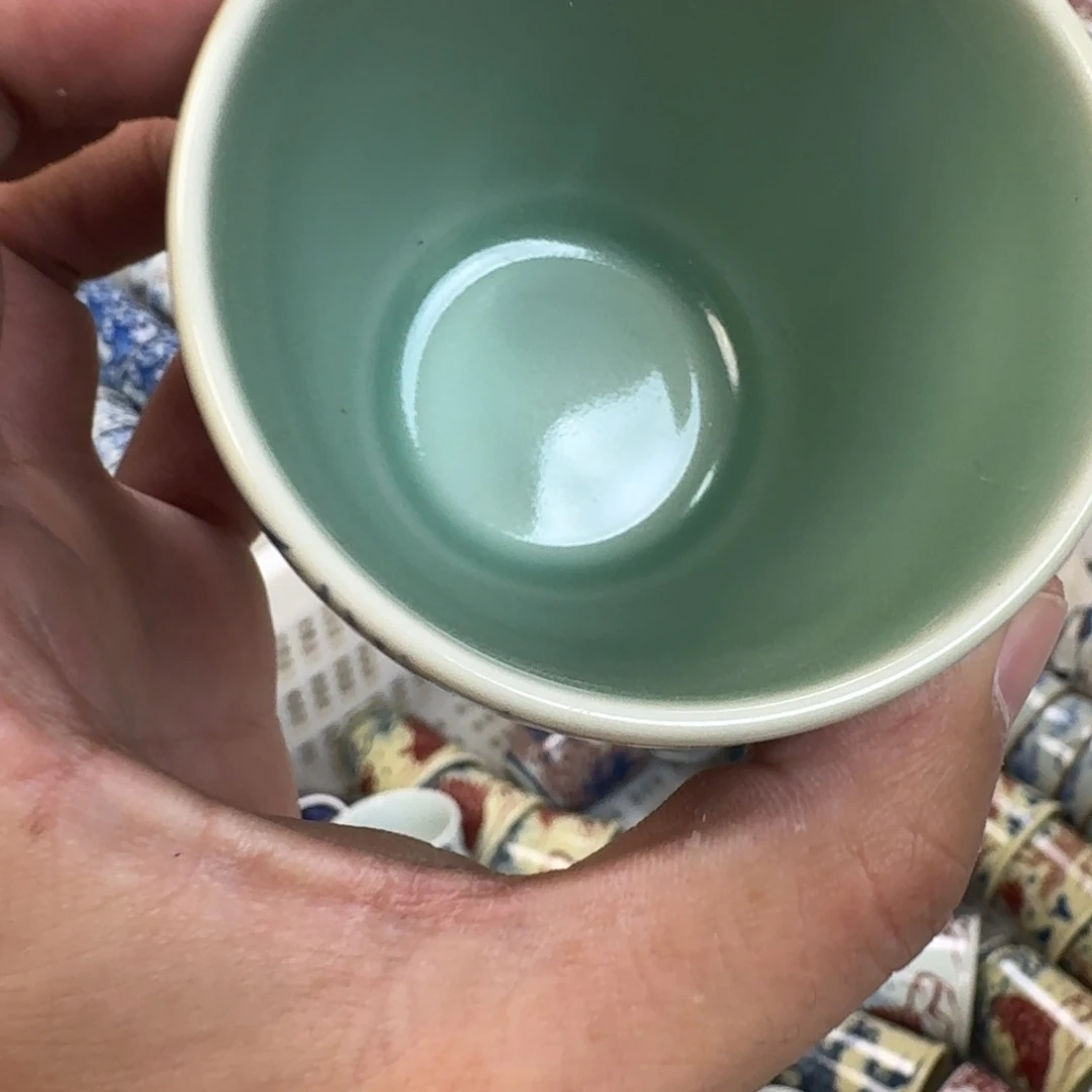 杯清釉青花鱼藻纹手雷杯