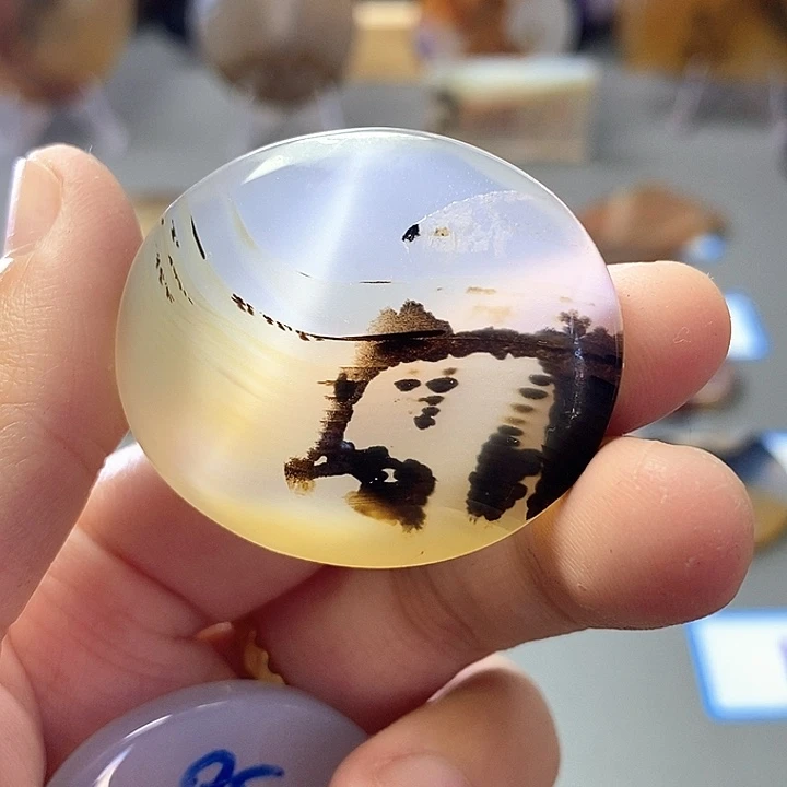 玛瑙/玉髓未镶嵌珠宝半成品